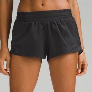 Hotty Hot low rise lined short 2.5